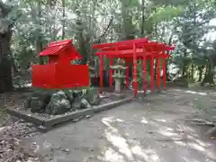 朝日稲荷大明神の建物その他