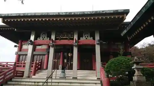 千葉寺の本殿・本堂