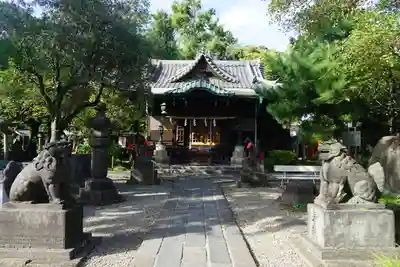 三囲神社の本殿・本堂