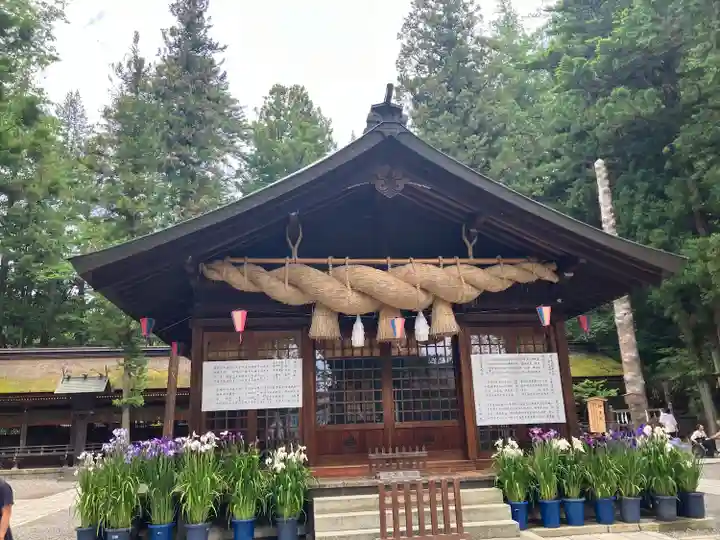 諏訪大社下社春宮(長野県)