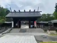 札幌護國神社の山門・神門