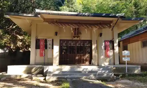 還熊八幡神社の本殿・本堂