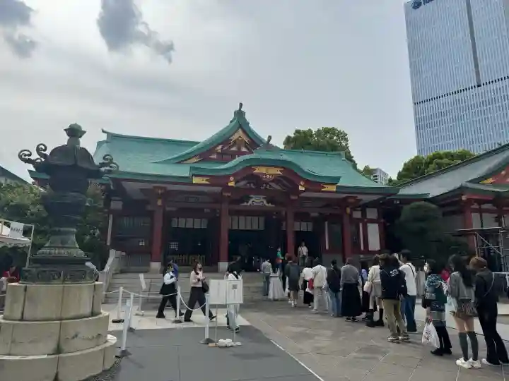 日枝神社の{uncategorized: "未分類", other: "その他", undefined: "問題あり", building: "その他建物", grave: "お墓", sacred_gate: "鳥居", guardian: "狛犬", statue: "像", buddha: "仏像", history: "歴史", nature: "自然", garden: "庭園", animal: "動物", pagoda: "塔", temizu: "手水舎", mountain_gate: "山門・神門", sanctuary: "本殿・本堂", subordinate: "末社・摂社", art: "芸術", scenery: "景色", jizo: "地蔵", ema: "絵馬", goshuin: "御朱印", omikuji: "おみくじ", items: "授与品その他", amulet: "お守り", goshuincho: "御朱印帳", eats: "食事", festival: "お祭り", votive_dance: "神楽", shichigosan: "七五三参", wedding: "結婚式", experience: "体験その他", initially: "初詣", around: "周辺", anti_infection: "感染症対策"}