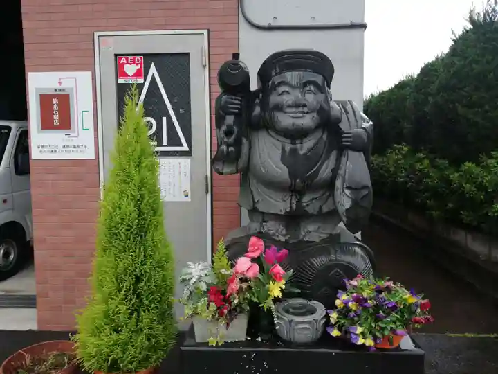 大黒天(鈴木石材)の像