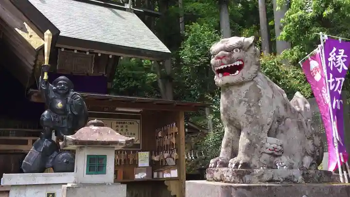 中之嶽神社の狛犬