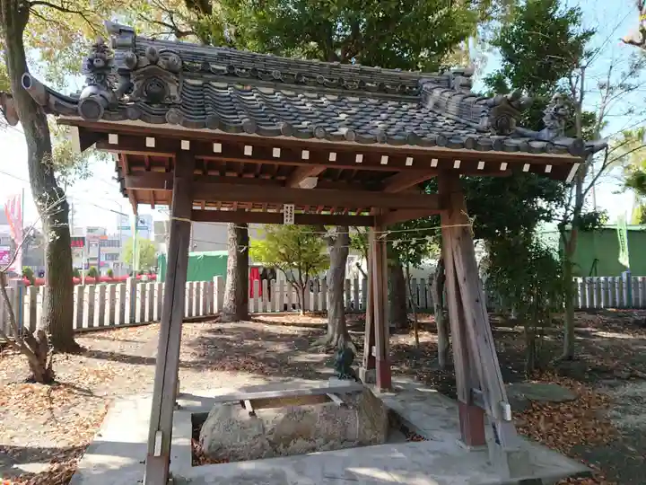 八幡社(四女子八幡社)の手水舎