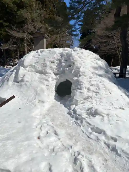 土津神社|こどもと出世の神さまの自然