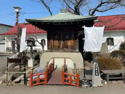 最上寺の{uncategorized: "未分類", other: "その他", undefined: "問題あり", building: "その他建物", grave: "お墓", sacred_gate: "鳥居", guardian: "狛犬", statue: "像", buddha: "仏像", history: "歴史", nature: "自然", garden: "庭園", animal: "動物", pagoda: "塔", temizu: "手水舎", mountain_gate: "山門・神門", sanctuary: "本殿・本堂", subordinate: "末社・摂社", art: "芸術", scenery: "景色", jizo: "地蔵", ema: "絵馬", goshuin: "御朱印", omikuji: "おみくじ", items: "授与品その他", amulet: "お守り", goshuincho: "御朱印帳", eats: "食事", festival: "お祭り", votive_dance: "神楽", shichigosan: "七五三参", wedding: "結婚式", experience: "体験その他", initially: "初詣", around: "周辺", anti_infection: "感染症対策"}