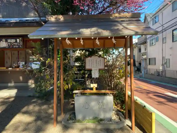 猿田彦神社の{uncategorized: "未分類", other: "その他", undefined: "問題あり", building: "その他建物", grave: "お墓", sacred_gate: "鳥居", guardian: "狛犬", statue: "像", buddha: "仏像", history: "歴史", nature: "自然", garden: "庭園", animal: "動物", pagoda: "塔", temizu: "手水舎", mountain_gate: "山門・神門", sanctuary: "本殿・本堂", subordinate: "末社・摂社", art: "芸術", scenery: "景色", jizo: "地蔵", ema: "絵馬", goshuin: "御朱印", omikuji: "おみくじ", items: "授与品その他", amulet: "お守り", goshuincho: "御朱印帳", eats: "食事", festival: "お祭り", votive_dance: "神楽", shichigosan: "七五三参", wedding: "結婚式", experience: "体験その他", initially: "初詣", around: "周辺", anti_infection: "感染症対策"}