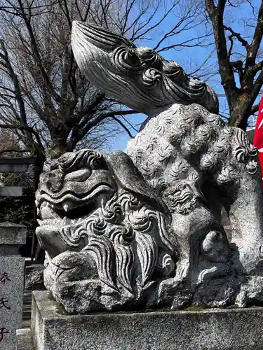 大鳥神社の狛犬