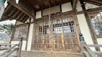 月崎神社の{uncategorized: "未分類", other: "その他", undefined: "問題あり", building: "その他建物", grave: "お墓", sacred_gate: "鳥居", guardian: "狛犬", statue: "像", buddha: "仏像", history: "歴史", nature: "自然", garden: "庭園", animal: "動物", pagoda: "塔", temizu: "手水舎", mountain_gate: "山門・神門", sanctuary: "本殿・本堂", subordinate: "末社・摂社", art: "芸術", scenery: "景色", jizo: "地蔵", ema: "絵馬", goshuin: "御朱印", omikuji: "おみくじ", items: "授与品その他", amulet: "お守り", goshuincho: "御朱印帳", eats: "食事", festival: "お祭り", votive_dance: "神楽", shichigosan: "七五三参", wedding: "結婚式", experience: "体験その他", initially: "初詣", around: "周辺", anti_infection: "感染症対策"}