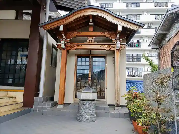 万行寺の末社・摂社