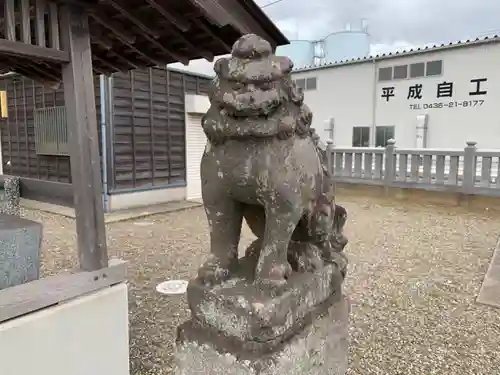 稲荷神社の狛犬