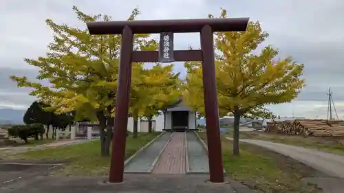 砺波神社の鳥居