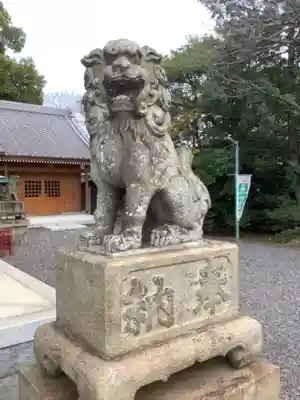 平坂熊野神社の狛犬