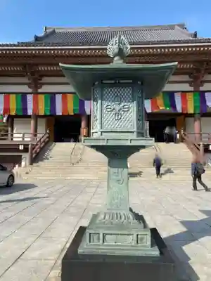 西新井大師総持寺の本殿・本堂
