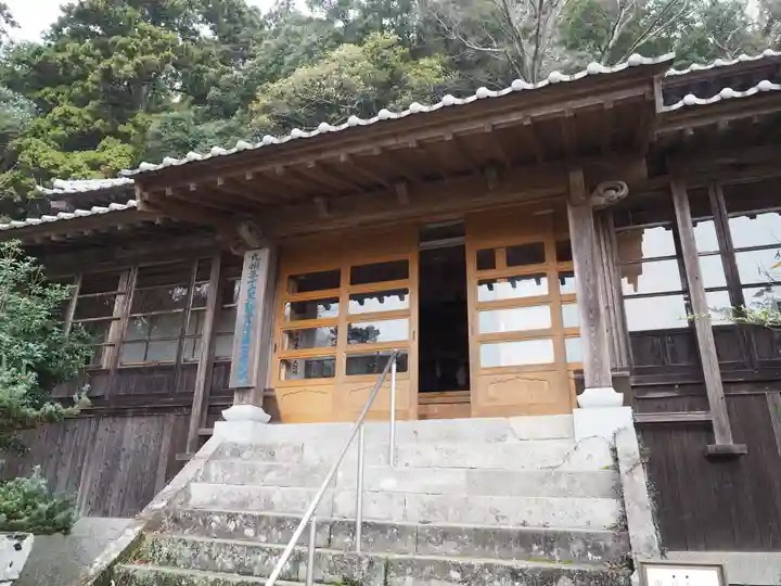 文殊仙寺の本殿・本堂