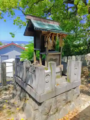 八劒社（亀ケ地）の末社・摂社