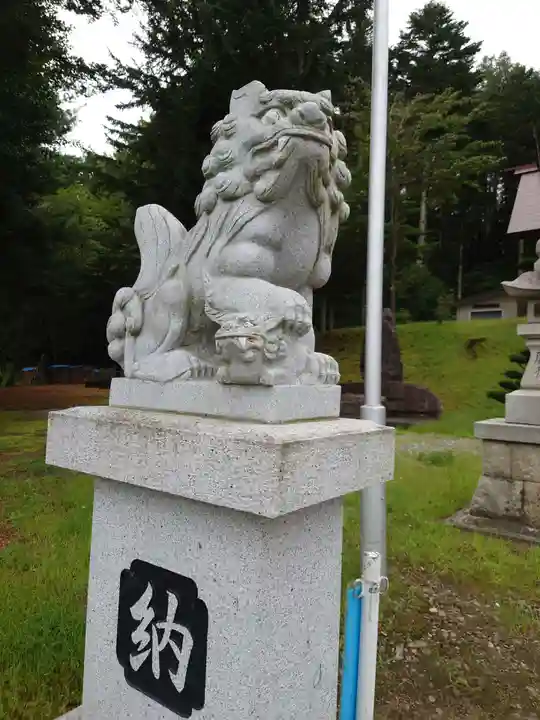 札内神社の狛犬