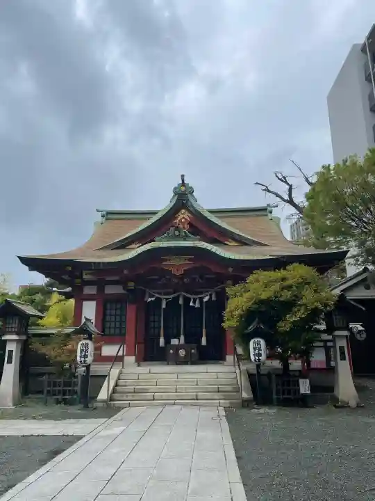 東神奈川熊野神社の{uncategorized: "未分類", other: "その他", undefined: "問題あり", building: "その他建物", grave: "お墓", sacred_gate: "鳥居", guardian: "狛犬", statue: "像", buddha: "仏像", history: "歴史", nature: "自然", garden: "庭園", animal: "動物", pagoda: "塔", temizu: "手水舎", mountain_gate: "山門・神門", sanctuary: "本殿・本堂", subordinate: "末社・摂社", art: "芸術", scenery: "景色", jizo: "地蔵", ema: "絵馬", goshuin: "御朱印", omikuji: "おみくじ", items: "授与品その他", amulet: "お守り", goshuincho: "御朱印帳", eats: "食事", festival: "お祭り", votive_dance: "神楽", shichigosan: "七五三参", wedding: "結婚式", experience: "体験その他", initially: "初詣", around: "周辺", anti_infection: "感染症対策"}