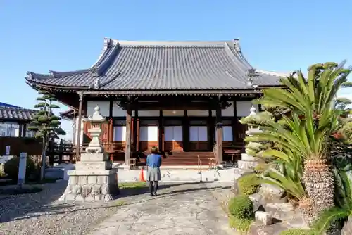 長光寺の本殿・本堂