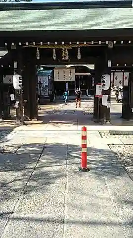 小岩神社の山門・神門