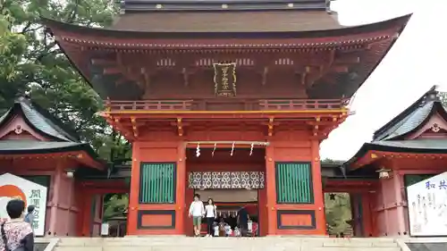 富士山本宮浅間大社の山門・神門