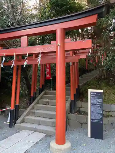 鶴岡八幡宮の末社