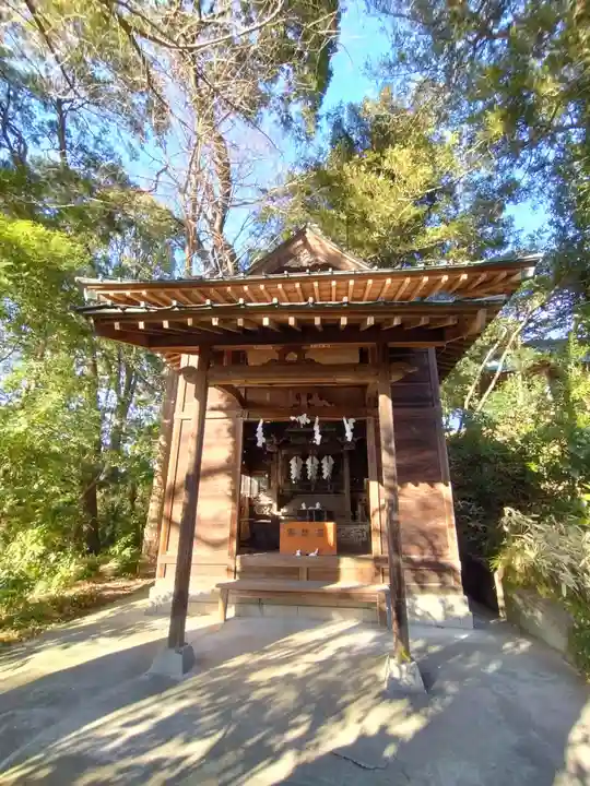 御室社の末社・摂社