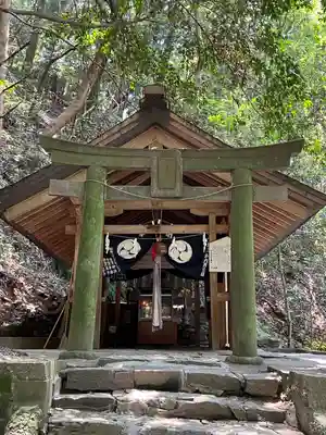 高良大社の本殿・本堂