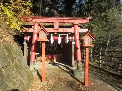 浮島観音堂の末社・摂社