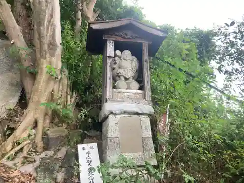 西森稲荷大明神(神奈川県)