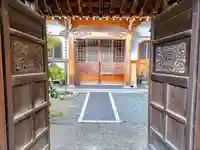 礼光寺の山門・神門