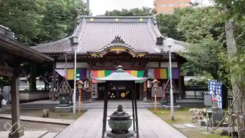 蓮馨寺の本殿・本堂