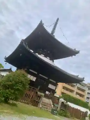 大江神社の{uncategorized: "未分類", other: "その他", undefined: "問題あり", building: "その他建物", grave: "お墓", sacred_gate: "鳥居", guardian: "狛犬", statue: "像", buddha: "仏像", history: "歴史", nature: "自然", garden: "庭園", animal: "動物", pagoda: "塔", temizu: "手水舎", mountain_gate: "山門・神門", sanctuary: "本殿・本堂", subordinate: "末社・摂社", art: "芸術", scenery: "景色", jizo: "地蔵", ema: "絵馬", goshuin: "御朱印", omikuji: "おみくじ", items: "授与品その他", amulet: "お守り", goshuincho: "御朱印帳", eats: "食事", festival: "お祭り", votive_dance: "神楽", shichigosan: "七五三参", wedding: "結婚式", experience: "体験その他", initially: "初詣", around: "周辺", anti_infection: "感染症対策"}