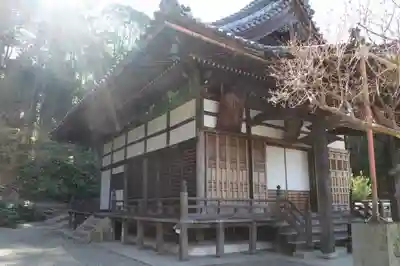 世義寺の本殿・本堂