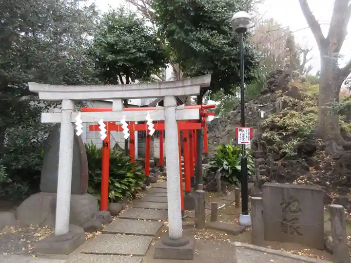 鳩森八幡神社の末社・摂社