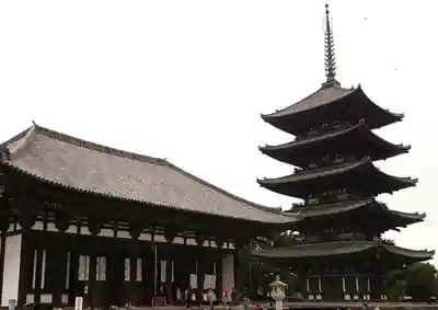 興福寺の本殿・本堂
