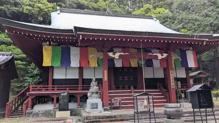 霊山寺の本殿・本堂