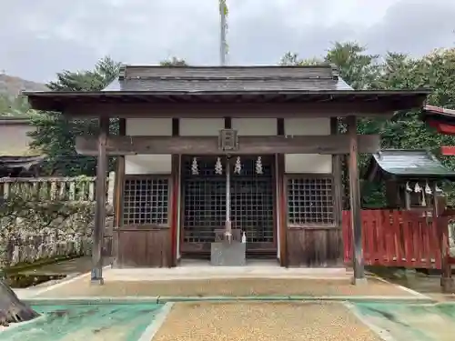 高売布神社の末社