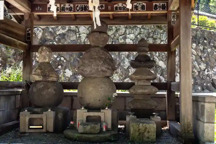 諏訪大社上社前宮(長野県)