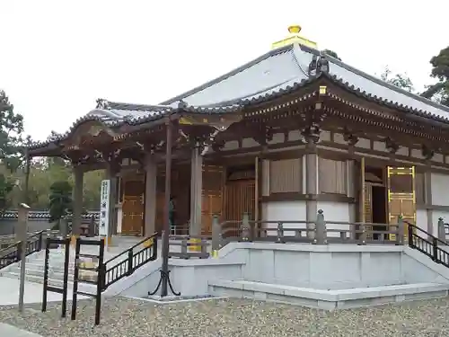 成田山新勝寺の末社