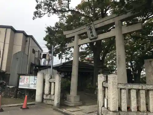 八幡橋八幡神社の鳥居