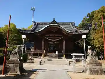 八劔神社(巨海町)の本殿・本堂