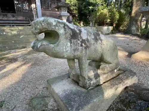 熊野神社の狛犬