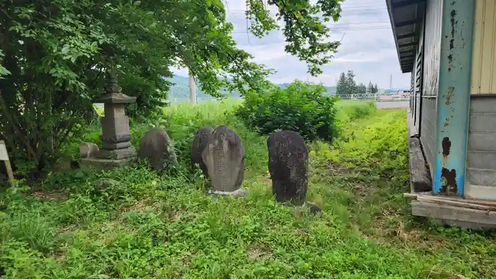 阿弥陀堂跡阿弥陀屋敷(山形県)