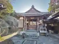 泉蔵院の本殿・本堂