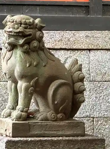 三十八社神社の狛犬