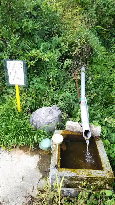 一矢神社の手水舎