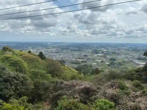 愛宕神社の{uncategorized: "未分類", other: "その他", undefined: "問題あり", building: "その他建物", grave: "お墓", sacred_gate: "鳥居", guardian: "狛犬", statue: "像", buddha: "仏像", history: "歴史", nature: "自然", garden: "庭園", animal: "動物", pagoda: "塔", temizu: "手水舎", mountain_gate: "山門・神門", sanctuary: "本殿・本堂", subordinate: "末社・摂社", art: "芸術", scenery: "景色", jizo: "地蔵", ema: "絵馬", goshuin: "御朱印", omikuji: "おみくじ", items: "授与品その他", amulet: "お守り", goshuincho: "御朱印帳", eats: "食事", festival: "お祭り", votive_dance: "神楽", shichigosan: "七五三参", wedding: "結婚式", experience: "体験その他", initially: "初詣", around: "周辺", anti_infection: "感染症対策"}